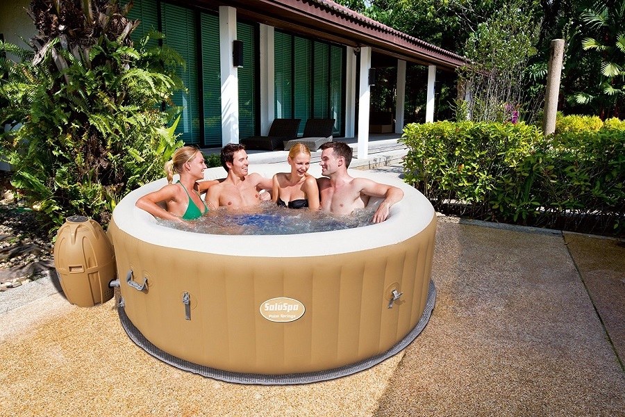 SaluSpa Palm Springs AirJet Inflatable 6-Person Hot Tub