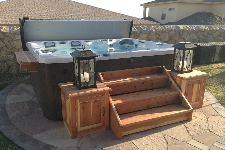 A Complete Guide To The Five Best Hot Tub Steps